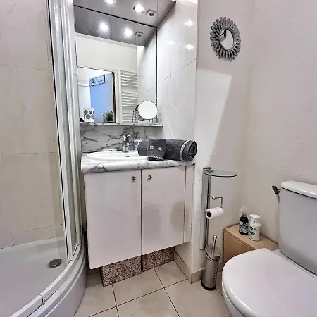 דירה Rez De Jardin Privatif A 150m De La