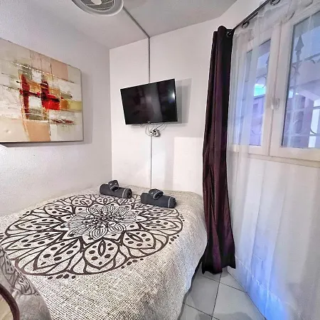 Rez De Jardin Privatif A 150m De La * וילפראנש-סור-מר