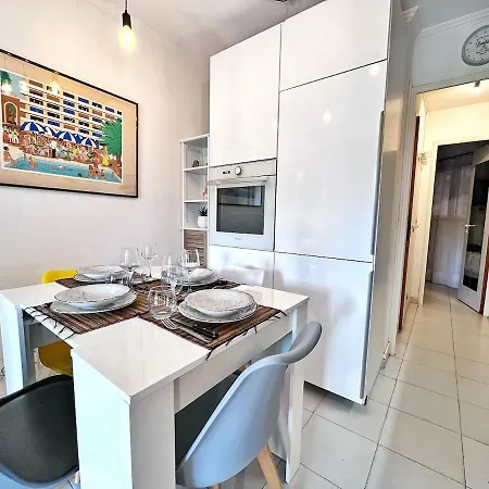 Rez De Jardin Privatif A 150m De La *