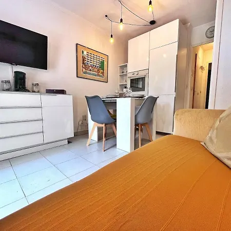 Rez De Jardin Privatif A 150m De La וילפראנש-סור-מר